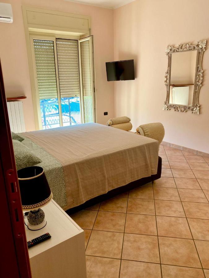 La Divina Apartment Cosenza Luaran gambar